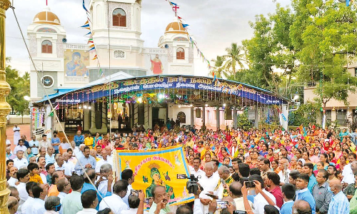 தூய சகாய மாதா ஆலய திருவிழா கொடியேற்றத்துடன் தொடக்கம்