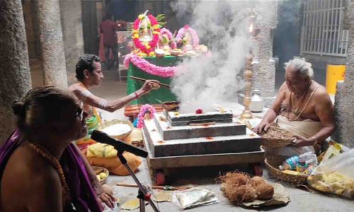 ஓசூர் சந்திரசூடேஸ்வரர் மலைக்கோவிலில்,  மகா சண்டி யாகம்