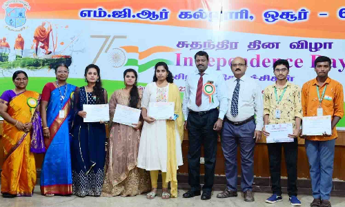 சுதந்திர தின விழாவையொட்டி   ஓசூர் எம்.ஜி.ஆர் கல்லூரியில்  பட்டிமன்றம்-கலைநிகழ்ச்சிகள்