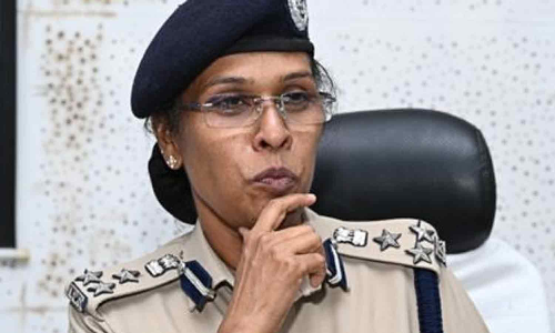 வேலூர் டி.ஐ.ஜி.ஆனி விஜயா காத்திருப்போர் பட்டியலுக்கு மாற்றம்