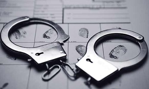 கூடலூர் அருகே  லாட்டரி கடத்தியவர் கைது