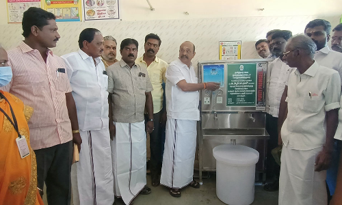 கயத்தாறு அரசு ஆரம்ப சுகாதார நிலையத்தில்  ரூ.5 லட்சம் மதிப்பீட்டில் புதிய குடிநீர் சுத்திகரிப்பு எந்திரம்
