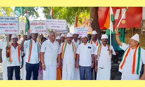 காங்கிரசார் பாதயாத்திரை