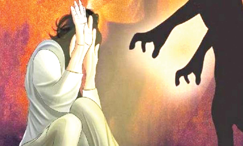 அரசு பஸ்சில் மருத்துவ மாணவிக்கு பாலியல் தொல்லை