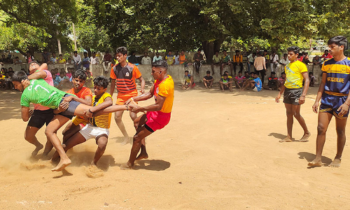 கடலூரில் மாவட்ட அளவிலான கபடி வீரர்கள் தேர்வு