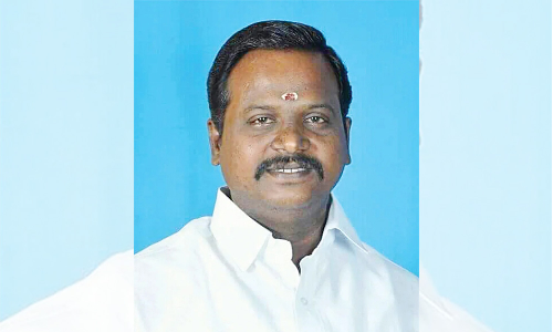 நிதி அமைச்சர் கார் மீது காலணி   வீசியதை பா.ஜ.க. ஏற்றுக்கொள்ளாது-மாநில செயலாளர் பேட்டி