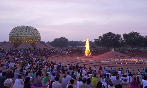 அரவிந்தர் 150-வது பிறந்தநாள்: ஆரோவில்லில் கூட்டு தியானம்