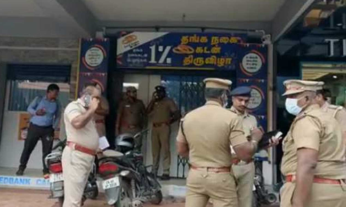 10 கிலோ நகையுடன் தப்பிய கும்பல் தலைவன் முருகனை பிடிக்க 3 மாநிலங்களில் வேட்டை