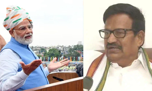 எங்களிடம் சுதந்திரத்தை தந்தார்கள்...அவர்கள் தேசிய கொடியை ஏற்றுகிறார்கள்-  கே.எஸ்.அழகிரி