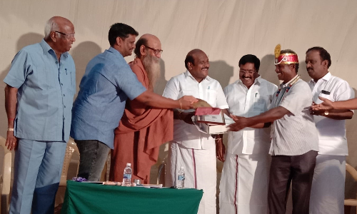 நாடக கலைஞர்கள்-குறும்பட இயக்குனர்களுக்கு விருது