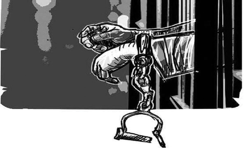 வேலூர் ஜெயிலில் இருந்து ஆயுள் தண்டனை கைதிகள் 5 பேர் விடுதலை