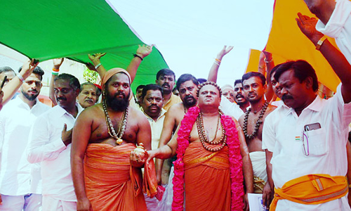 திருவாவடுதுறை ஆதீனம் சார்பில் தேசியக்கொடி ஊர்வலம்