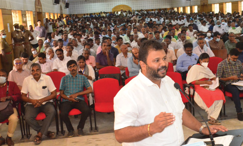 மின் கட்டணத்தை உயர்த்தினால் கோவையில் தொழில்கள் பாதிக்கப்படும்-தொழில் துறையினர் கருத்து