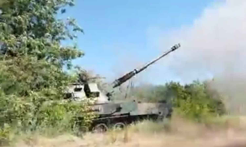 மெலிடோபோல் நகரில் ரஷிய ராணுவ தளம் மீது குண்டுகள் வீசி தாக்குதல்: உக்ரைன் ராணுவம் அதிரடி