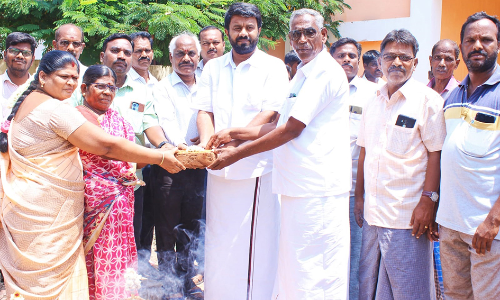 நலத்திட்ட பணிகள்-செந்தில் குமார் எம்.எல்.ஏ. தொடங்கி வைத்தார்