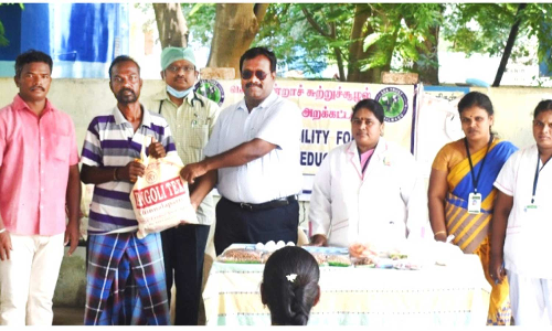 ஆத்தூர் அரசு ஆஸ்பத்திரியில் காசநோய் தொற்றாளர்களுக்கு ஊட்டச்சத்து பெட்டகம்