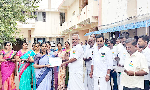 சிறந்த பணியாளர்களுக்கான பரிசு வழங்கும் விழா