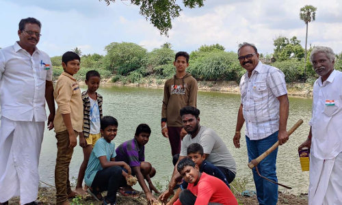 காரைக்கால் கீழவாஞ்சூர் கிராமத்தில் பனைமர விதைகள் நடும் நிகழ்ச்சி