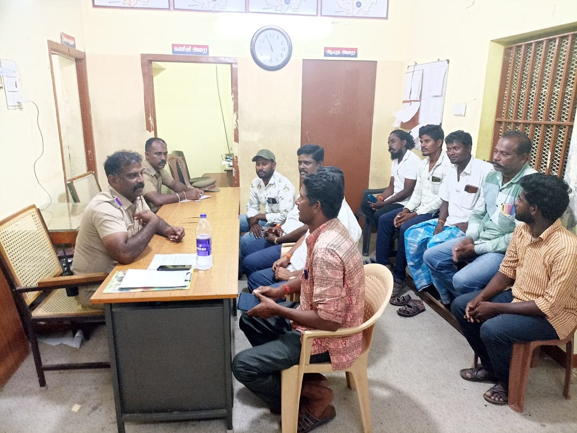 விநாயகர் சதுர்த்தி குறித்து ஆலோசனை கூட்டம் விநாயகர் சதுர்த்தி குறித்து ஆலோசனை கூட்டம்