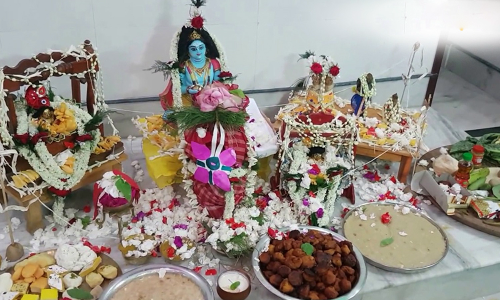 கிருஷ்ண பரமாத்மாவை விரதம் இருந்து எப்படி வழிபட வேண்டும்?