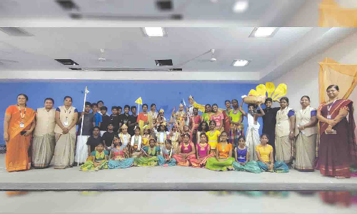 திருமுருகன்பூண்டி ஏ.வி.பி. டிரஸ்ட் மெட்ரிக் பள்ளியில் கோகுலாஷ்டமி விழா