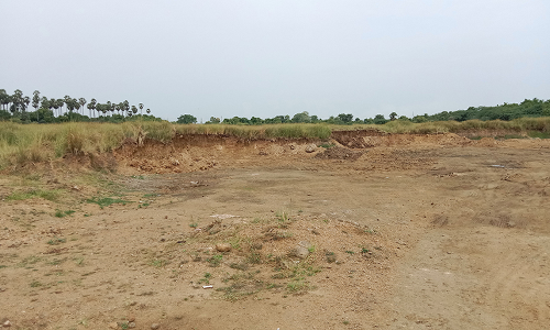 திண்டிவனம் ஏரிகளில் அனுமதி இன்றி வண்டல் மண்  திருட்டு