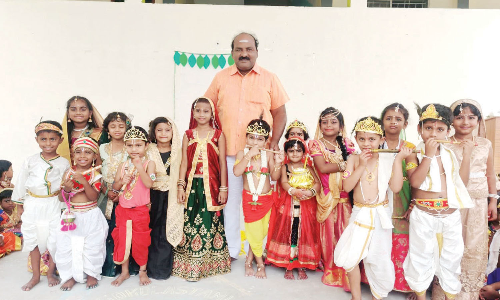 குந்தாரப்பள்ளி ஸ்ரீ சரஸ்வதி வித்யாலயா பள்ளியில்  கிருஷ்ண ஜெயந்தி விழா