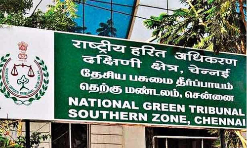 புதுக்கடை அருகே பரக்காணியில்  தாமிரபரணி ஆற்றில் தடுப்பு அணை கட்டும் பணிகளை நிறுத்த  வேண்டும்