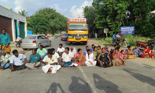 பொதுமக்கள் திடீர் சாலை மறியல்