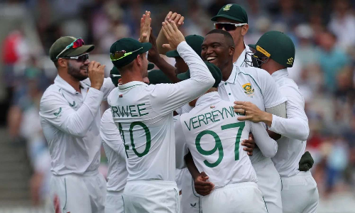 லார்ட்ஸ் டெஸ்ட் - இங்கிலாந்தை வீழ்த்தி இன்னிங்ஸ் வெற்றி பெற்றது தென் ஆப்பிரிக்கா