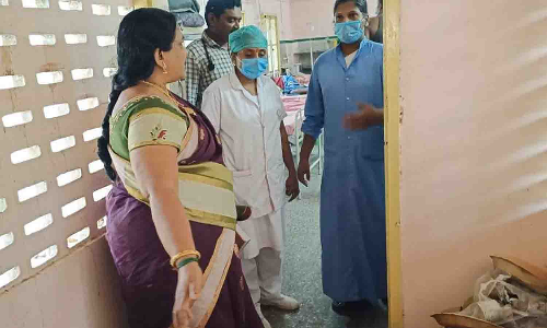 பல்லடம் அரசு மருத்துவமனையில் சுகாதாரத்துறை இணை இயக்குனர் ஆய்வு