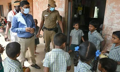 சங்கராபுரம் அருகே அரசு பள்ளியில் கலெக்டர் ஆய்வு