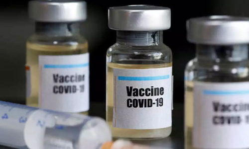 சென்னையில் வீதி வீதியாக தடுப்பூசி போடும் பணி தீவிரம்- 5 ஆயிரம் சுகாதார பணியாளர்கள் ஈடுபட்டனர்