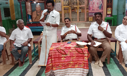 பழக்கடை வியாபாரிகளிடம் கருத்து கேட்பு கூட்டம்