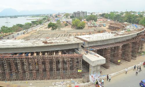 உக்கடம் மேம்பால இறங்கு தளம் பகுதியில் பூங்கா அமைக்க திட்டம்