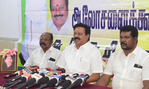 சசிகலா, அ.தி.மு.க.வில் புதிதாக இணைய வேண்டிய அவசியமில்லை -கோவை செல்வராஜ் சொல்கிறார்