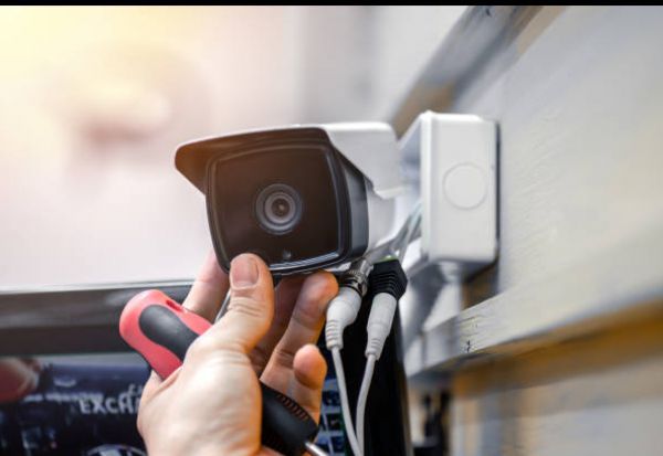 பரமத்தி வேலூர் தாலுகா பகுதிகளில் வணிக, நிதி நிறுவனங்களில்  கேமரா அமைக்க வேண்டும்