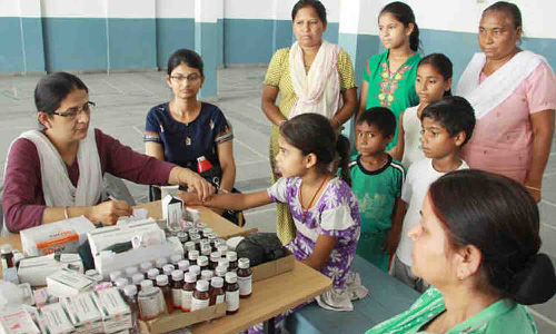 கருவலூரில் இலவச மருத்துவ பரிசோதனை முகாம்