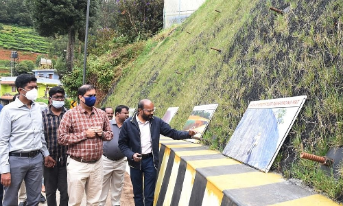 எண்ணும் எழுத்து திட்டம் குறித்து மாணவர்களுக்கு விழிப்புணர்வு ஏற்படுத்த வேண்டும்-மாவட்ட கண்காணிப்பு  அலுவலர் டி.என்.வெங்கடேஷ் அறிவுறுத்தல்