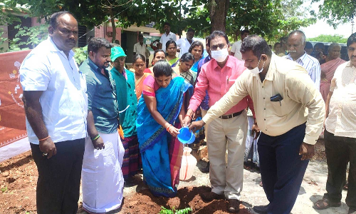 போடிகாமன்வாடியில் தூய்மை பணிகளை ஆய்வு செய்த கலெக்டர்