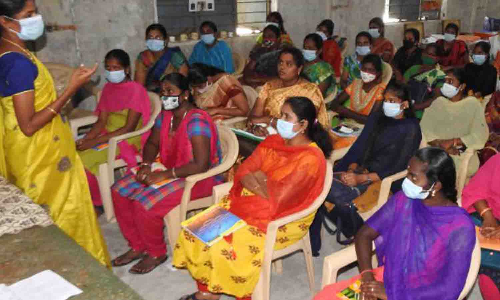 இல்லம் தேடி கல்வி மைய தன்னார்வலர்களுக்கு பயிற்சி
