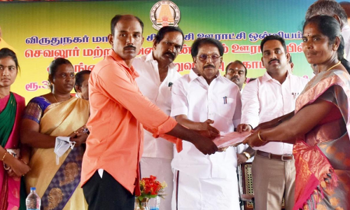 இலங்கை தமிழர்களுக்கு 70 வீடுகள் கட்டும் பணி