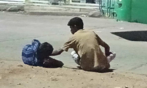 பஸ் நிலையத்தில் குடிமகன்களை குறிவைக்கும் பிக்பாக்கெட் திருடர்கள்