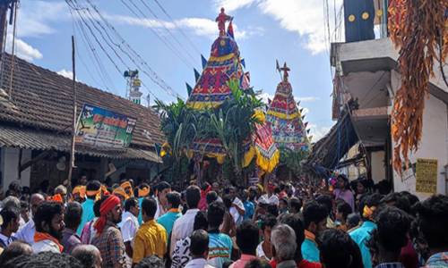 5 ஆண்டுக்கு பின்னர் கோலாகலம்  தம்மம்பட்டி மாரியம்மன் கோவில் தேர்த் திருவிழா