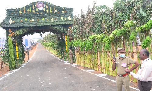 மு.க.ஸ்டாலின் முன்னிலையில்  50 ஆயிரம் பேர் தி.மு.க.வில் இணைகிறார்கள்