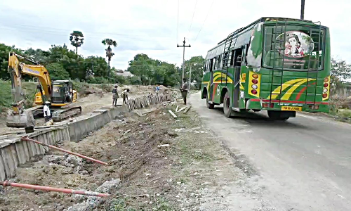 புதியதாக அமைக்கப்பட்ட கழிவுநீர்உறிஞ்சு குழாய் மூடப்படும் நிலை