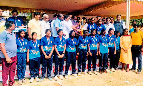 தேசிய அளவிலான டென்னீஸ் பால் போட்டி -  புதுவை அணிக்கு 3-ம் பரிசு