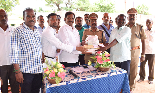 கடலூர் மத்திய சிறையில்   10 கைதிகள் நன்னடத்தை காரணமாக விடுதலை