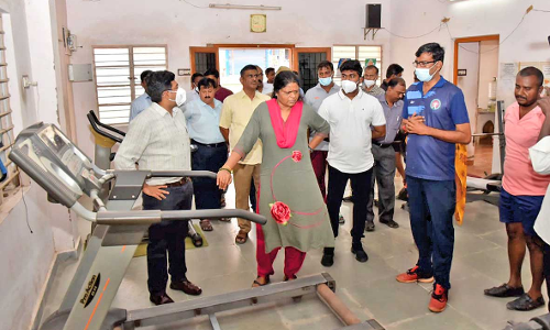 நெல்லையில் நடைபெற்று வரும் ஸ்மார்ட்சிட்டி திட்டப்பணிகளை கண்காணிப்பு அதிகாரி ஆய்வு