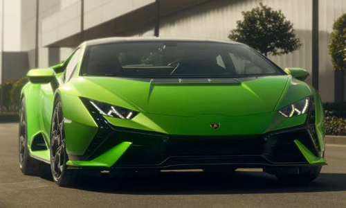 லம்போர்கினியின் புது சூப்பர் கார் இந்தியாவில் அறிமுகம்